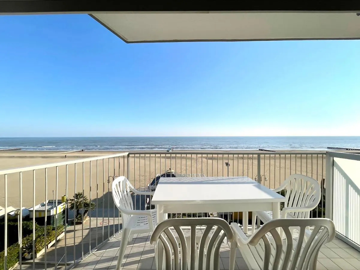 Appartamenti Fronte Mare Cc - Carraro Immobiliare Jesolo - Family Apartments