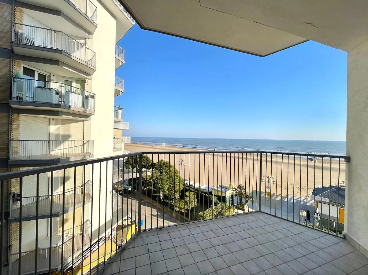 Appartamenti Fronte Mare Cc - Carraro Immobiliare Jesolo - Family Apartments Italy